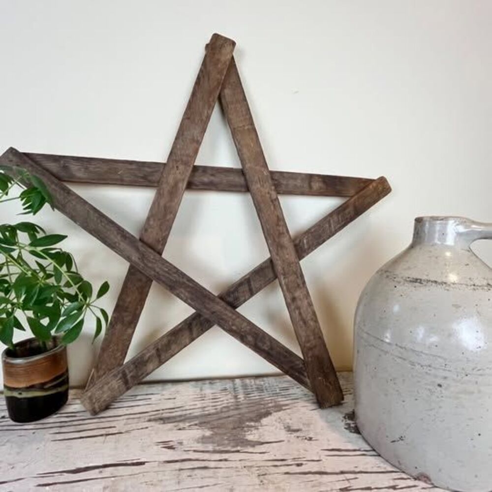 Vintage Farmhouse Large Barnwood Star / Americana / Festive 23" Country Decor